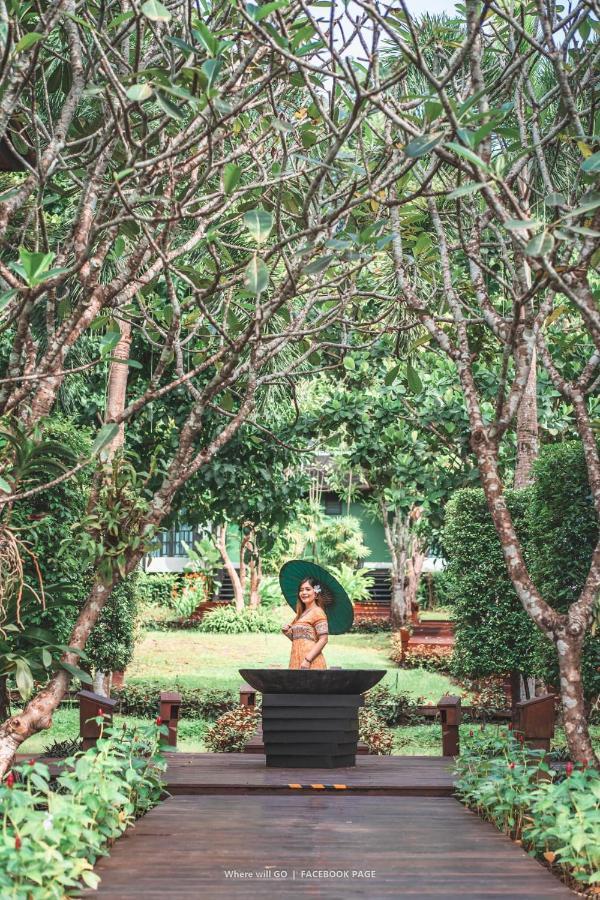 Numsai Khaosuay Resort Ranong Dış mekan fotoğraf